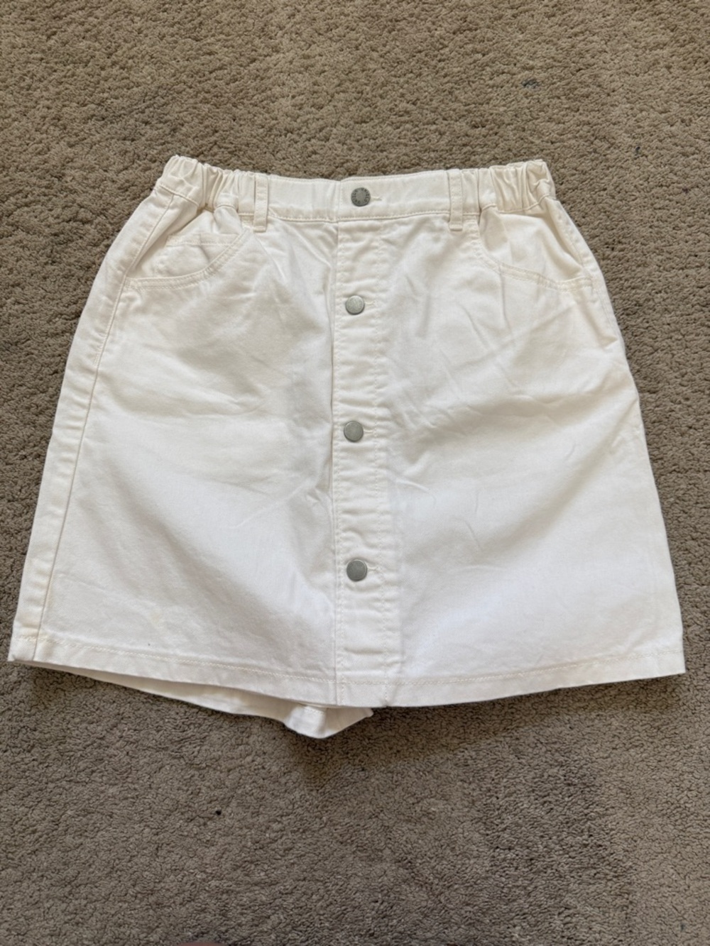 UNIQLO Cream Button-Front Skort
